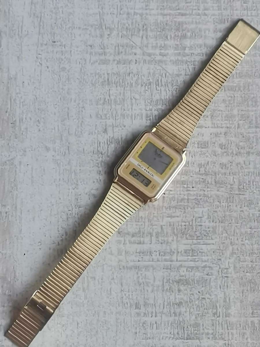 MENS VINTAGE ELECTRONIC DIGI-ANALOG GOLD PLATED WATCH IN EXCELLENT WORKING CONDITION