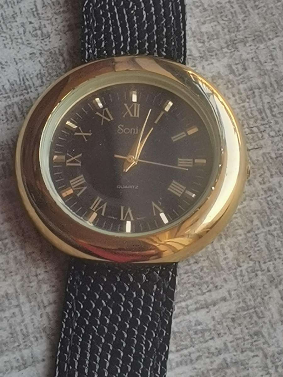 MENS VINTAGE SONIC GOLD PLATED WATCH IN EXCELLENT WORKING CONDITION