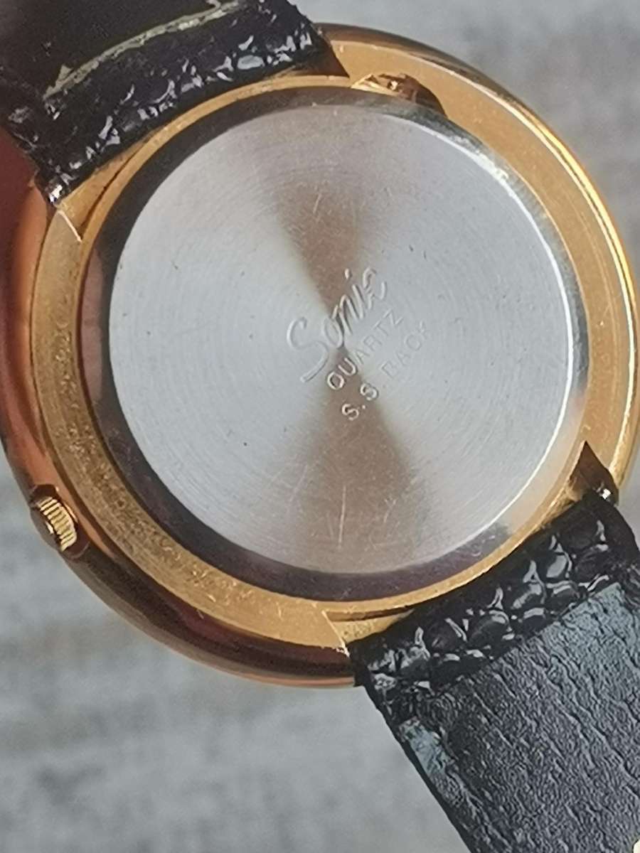 MENS VINTAGE SONIC GOLD PLATED WATCH IN EXCELLENT WORKING CONDITION