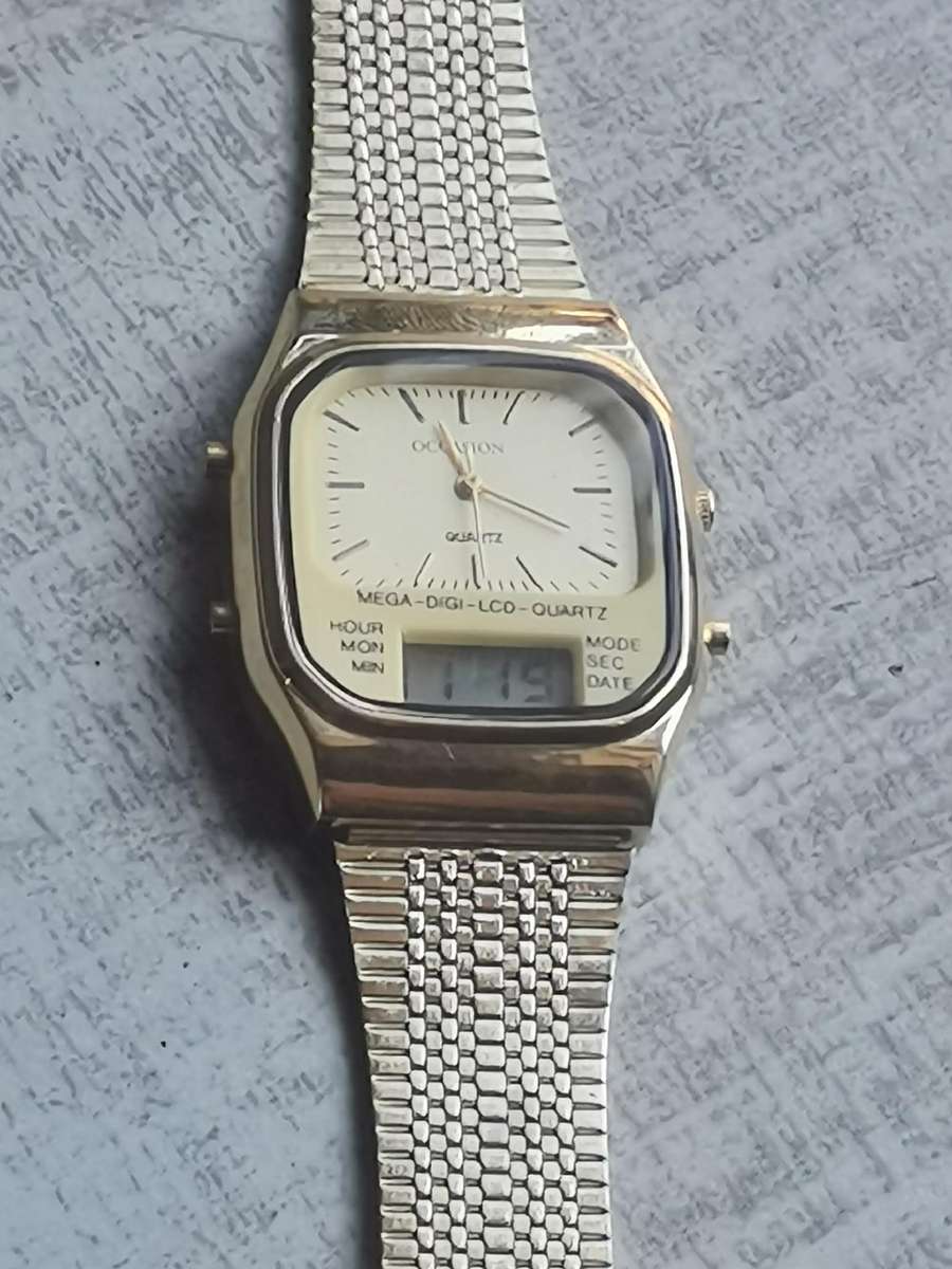 MENS VINTAGE OCCASION ANALOG/DIGITAL WATCH IN EXCELLENT WORKING CONDITION