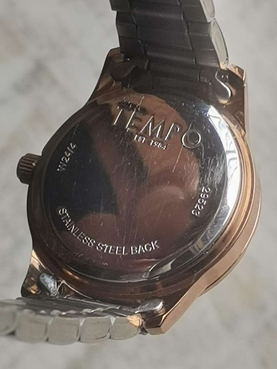 STUNNING LADIES 2 TONE TEMPO WATCH IN EXCELLENT WORKING CONDITION