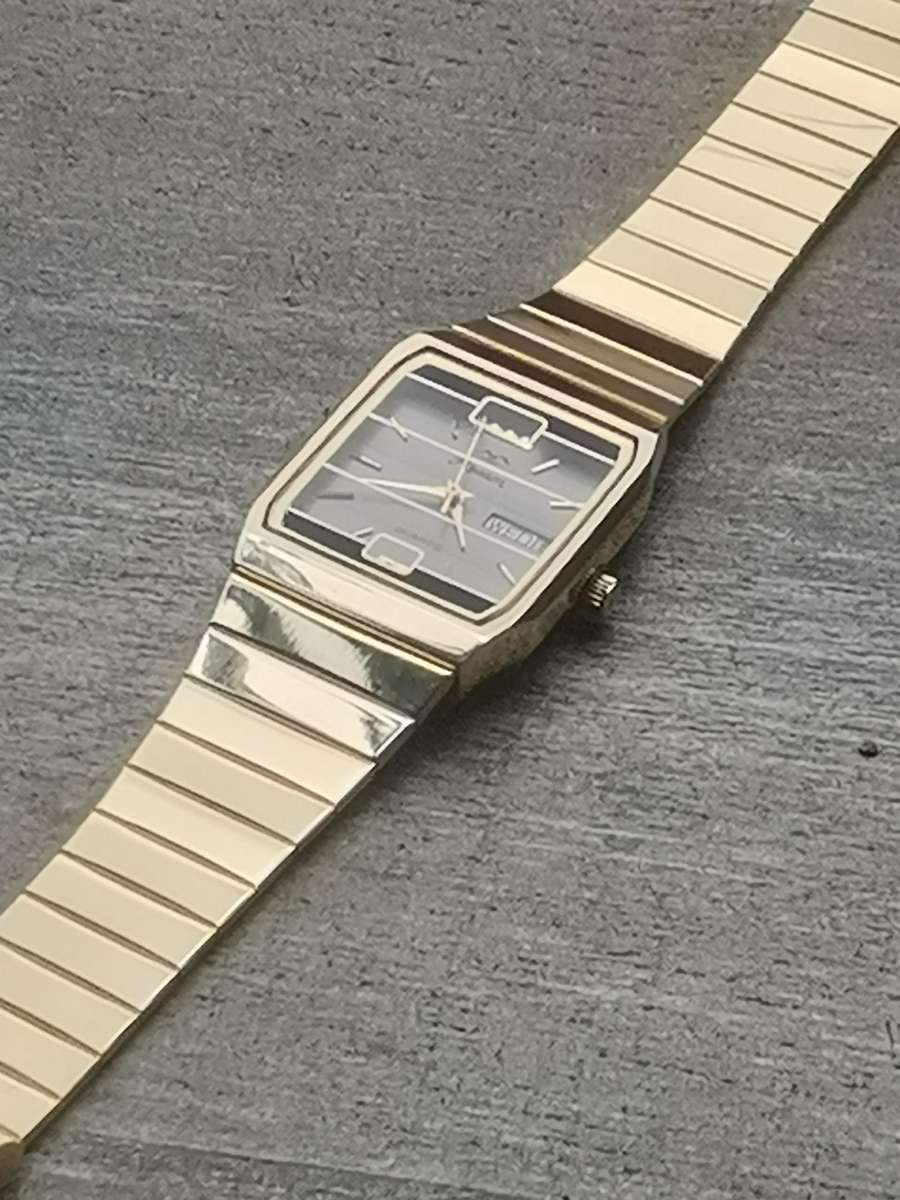 MENS VINTAGE HOSAM GOLD PLATED WATCH IN EXCELLENT WORKING CONDITION
