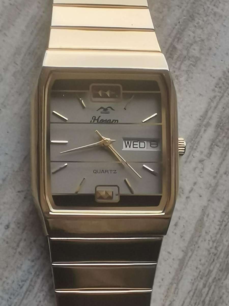 MENS VINTAGE HOSAM GOLD PLATED WATCH IN EXCELLENT WORKING CONDITION