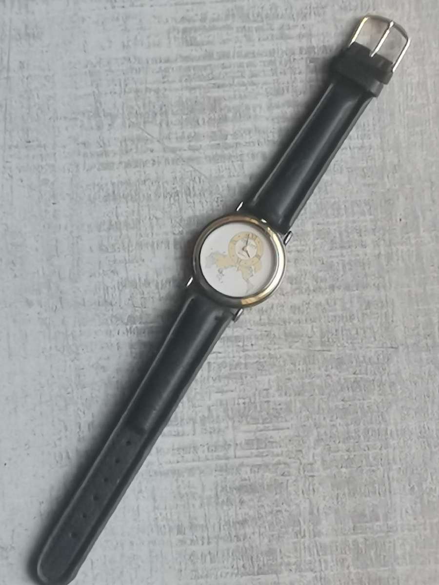 MENS VINTAGE DYNASTY WORLD MAP QUARTZ WATCH IN EXCELLENT WORKING CONDITION