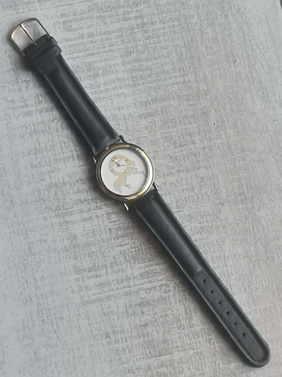 MENS VINTAGE DYNASTY WORLD MAP QUARTZ WATCH IN EXCELLENT WORKING CONDITION