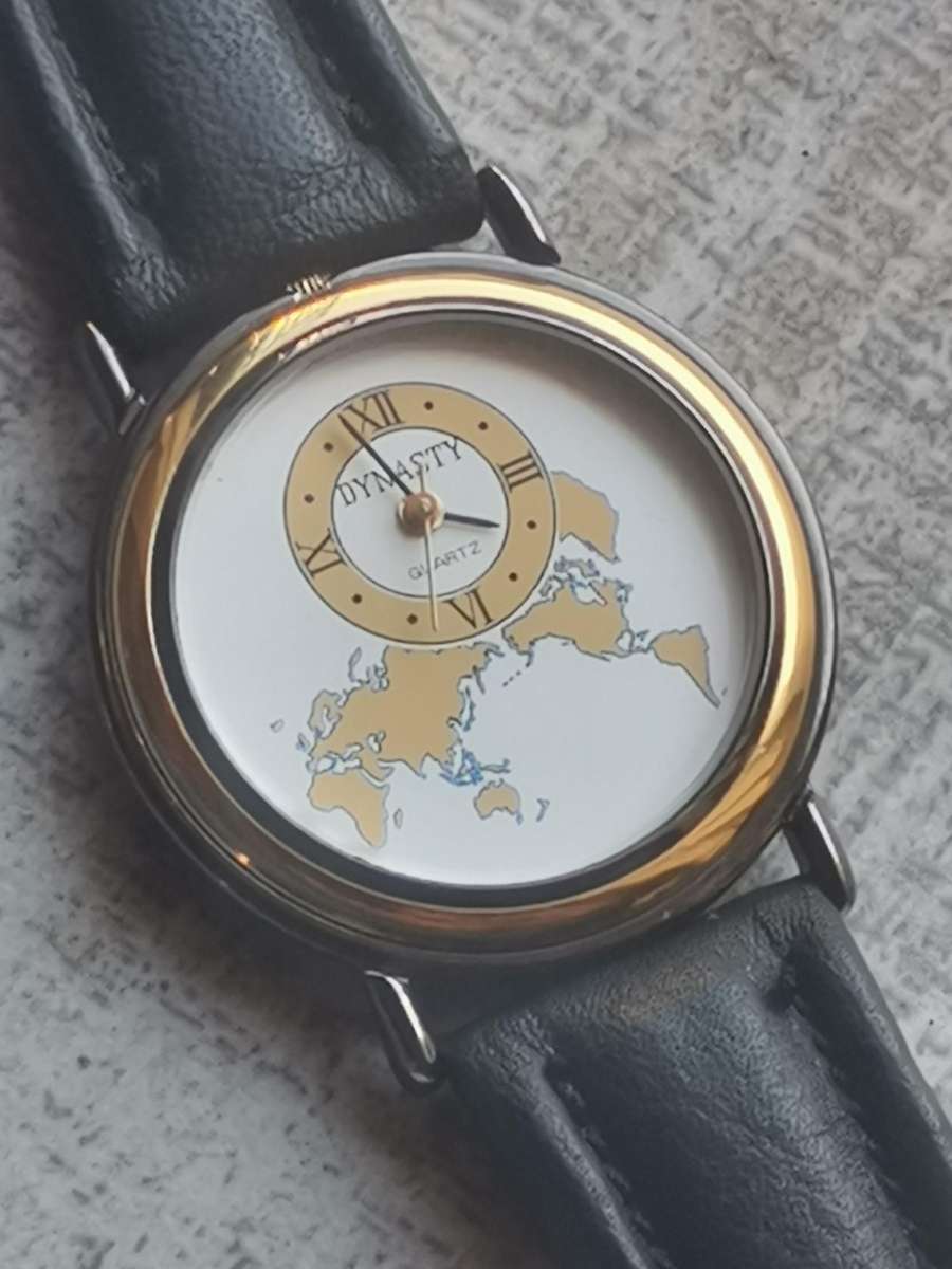 MENS VINTAGE DYNASTY WORLD MAP QUARTZ WATCH IN EXCELLENT WORKING CONDITION