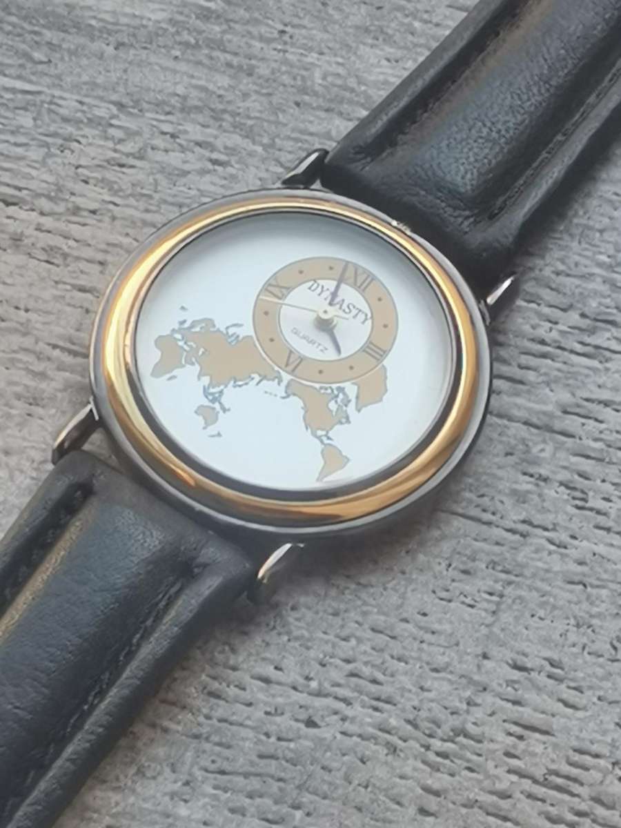 MENS VINTAGE DYNASTY WORLD MAP QUARTZ WATCH IN EXCELLENT WORKING CONDITION