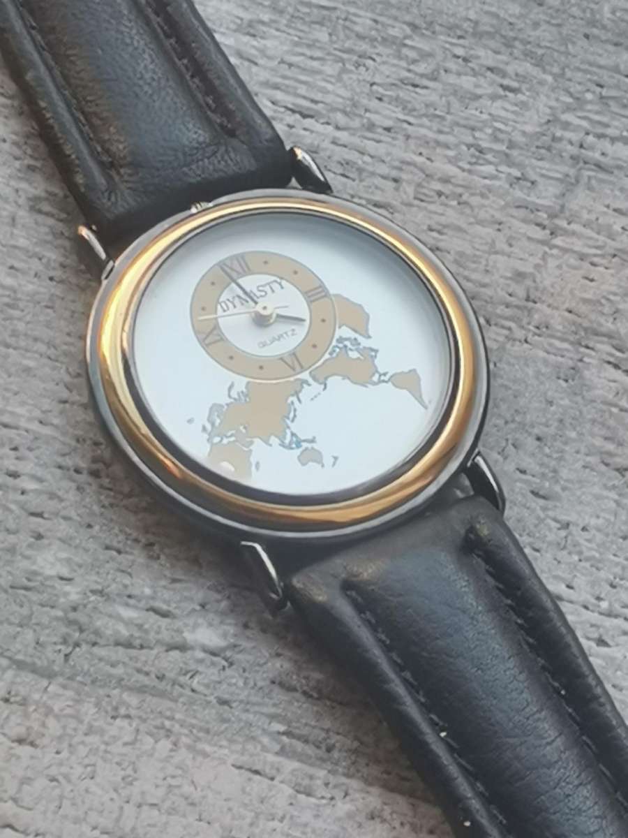 MENS VINTAGE DYNASTY WORLD MAP QUARTZ WATCH IN EXCELLENT WORKING CONDITION