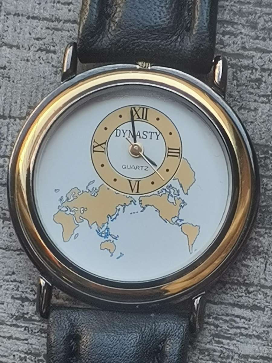 MENS VINTAGE DYNASTY WORLD MAP QUARTZ WATCH IN EXCELLENT WORKING CONDITION