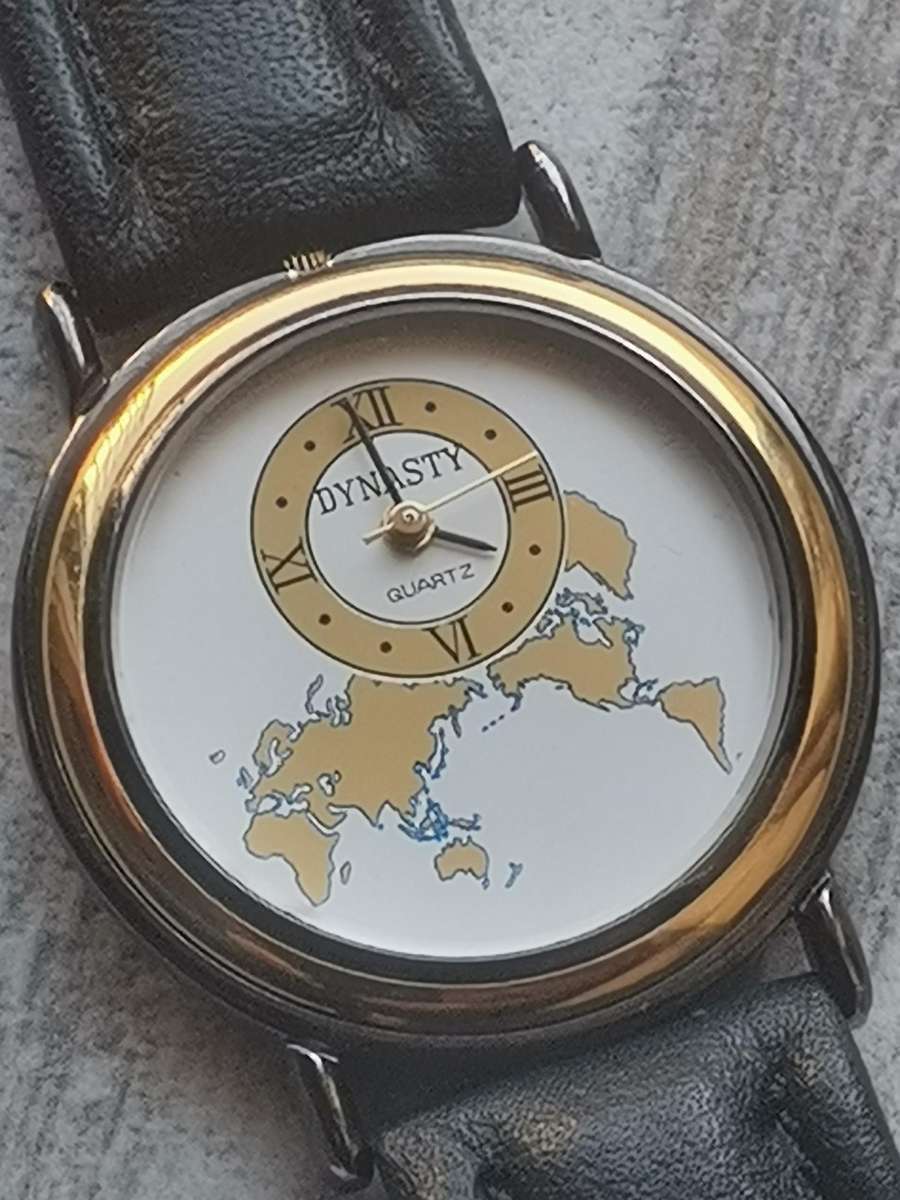 MENS VINTAGE DYNASTY WORLD MAP QUARTZ WATCH IN EXCELLENT WORKING CONDITION
