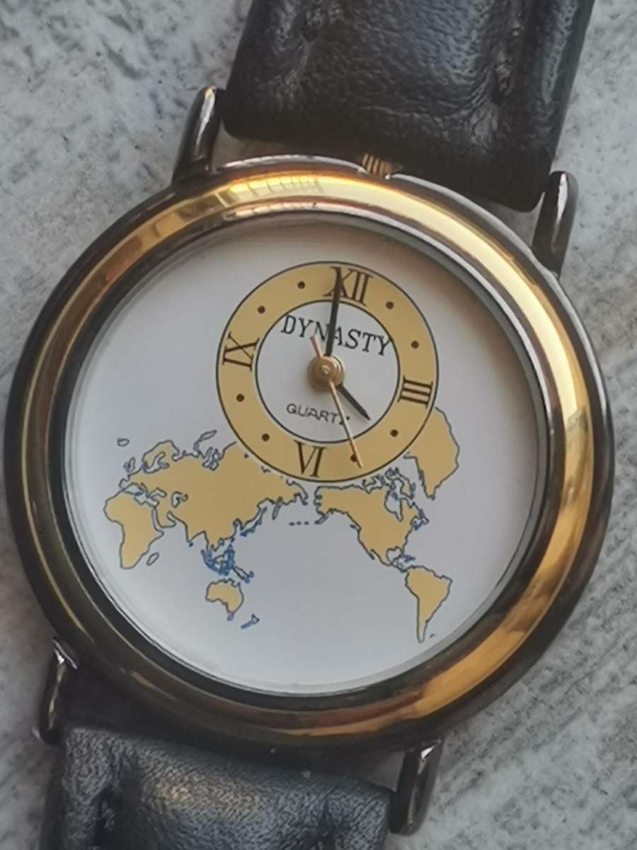 MENS VINTAGE DYNASTY WORLD MAP QUARTZ WATCH IN EXCELLENT WORKING CONDITION