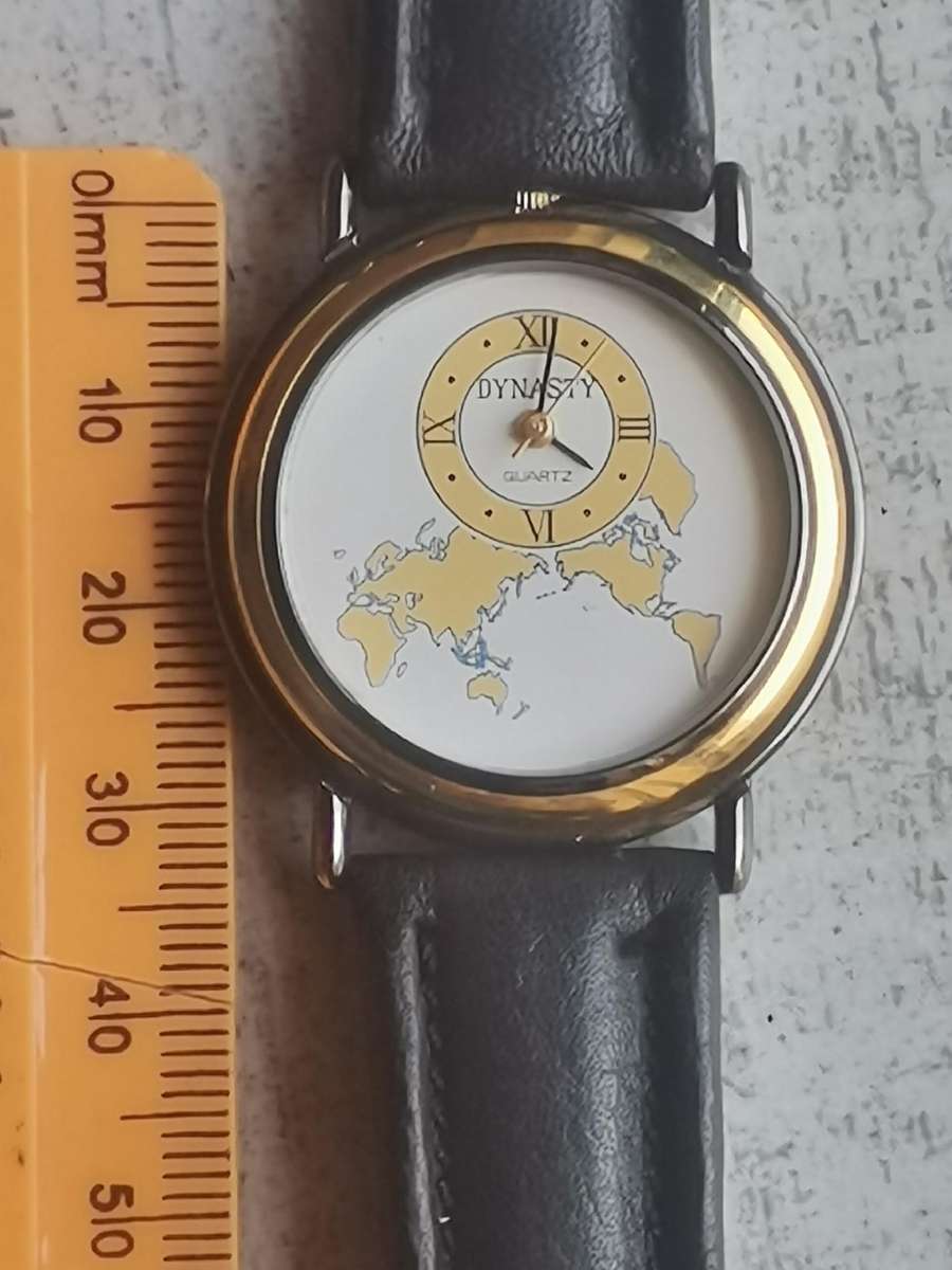 MENS VINTAGE DYNASTY WORLD MAP QUARTZ WATCH IN EXCELLENT WORKING CONDITION