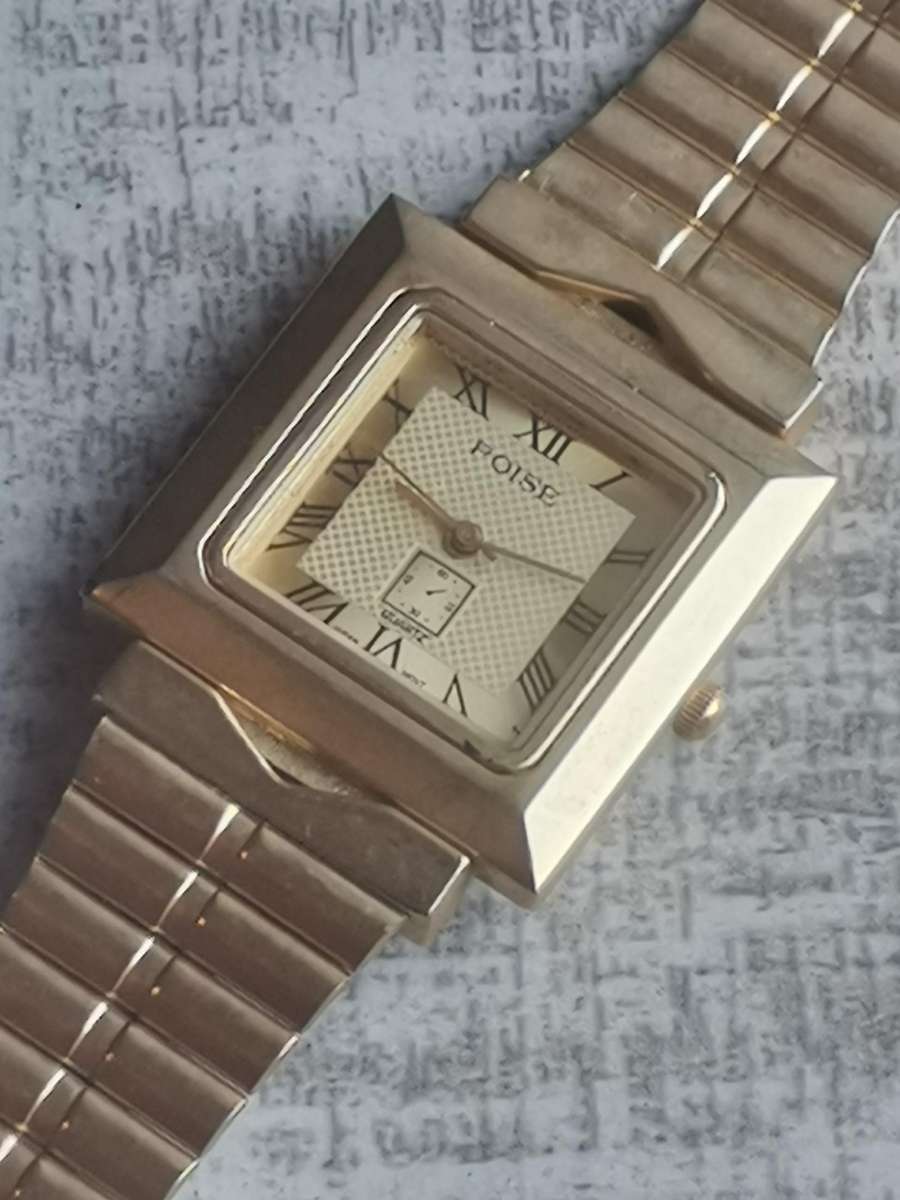 MENS VINTAGE GOLD POISE WATCH IN EXCELLENT WORKING CONDITION