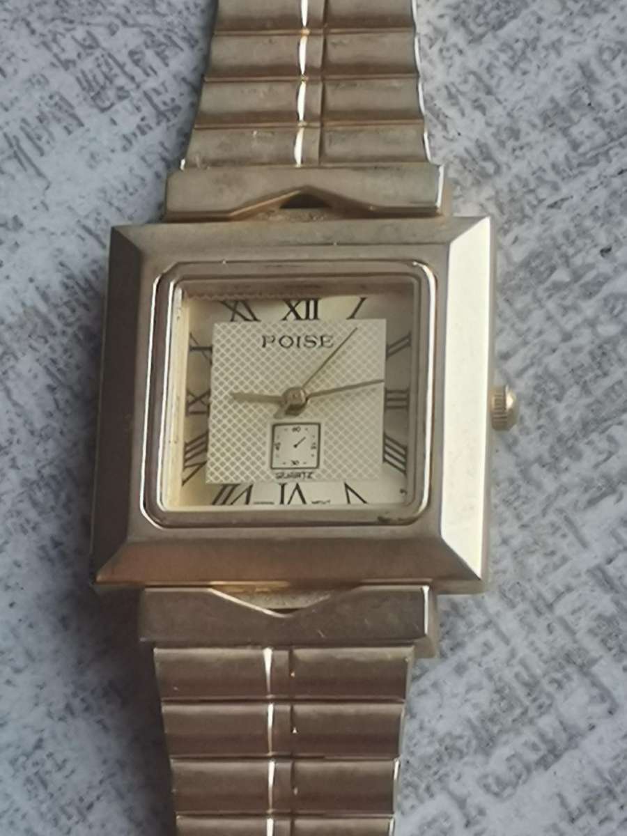 MENS VINTAGE GOLD POISE WATCH IN EXCELLENT WORKING CONDITION
