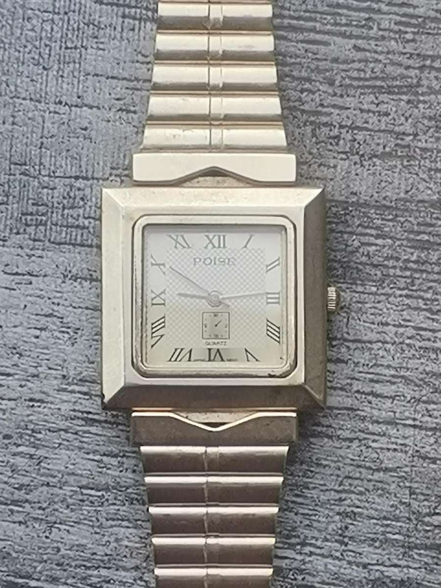 MENS VINTAGE GOLD POISE WATCH IN EXCELLENT WORKING CONDITION