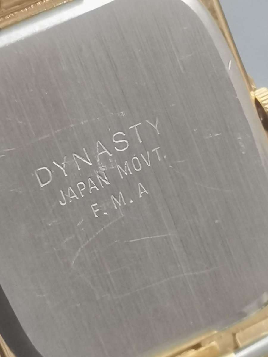 MENS DYNASTY GOLD WATCH IN EXCELLENT WORKING CONDITION