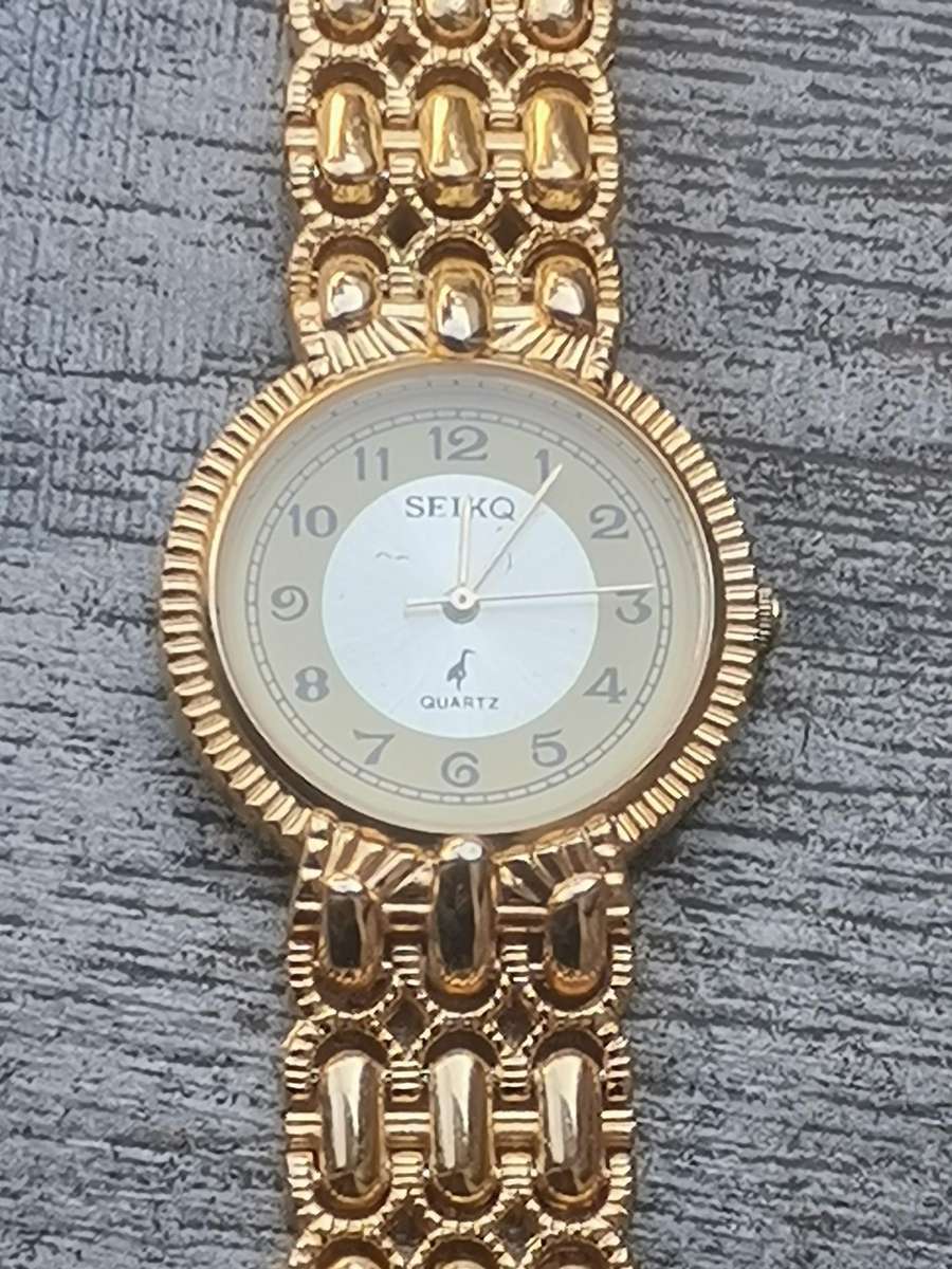 MENS SEIKQ GOLD WATCH IN EXCELLENT WORKING CONDITION