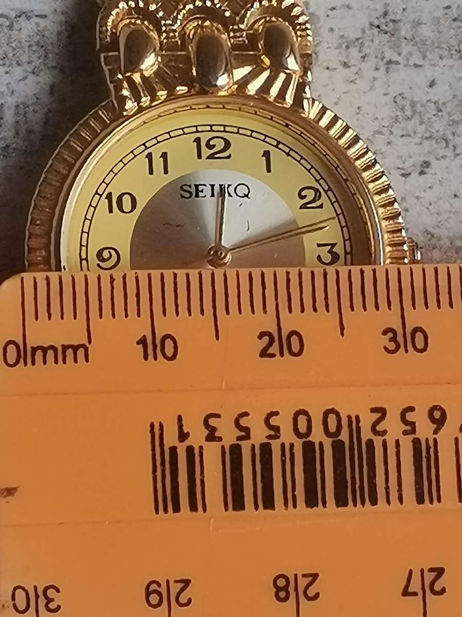 MENS SEIKQ GOLD WATCH IN EXCELLENT WORKING CONDITION