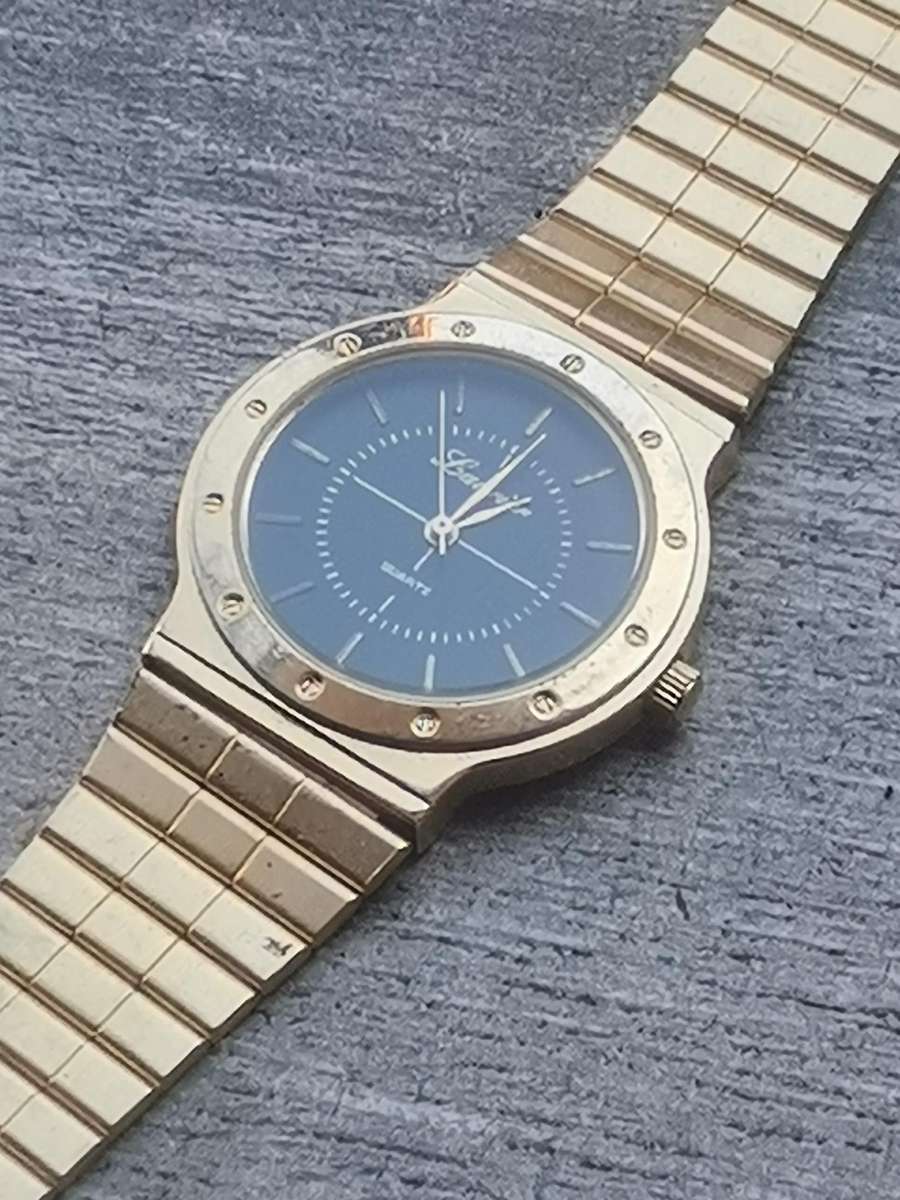 MENS VINTAGE LAURIER GOLD PLATED WATCH IN EXCELLENT WORKING CONDITION