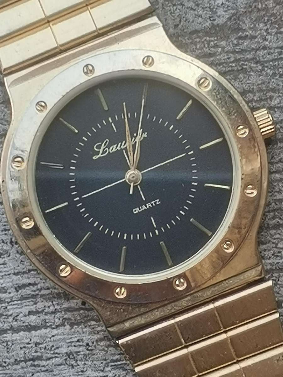 MENS VINTAGE LAURIER GOLD PLATED WATCH IN EXCELLENT WORKING CONDITION