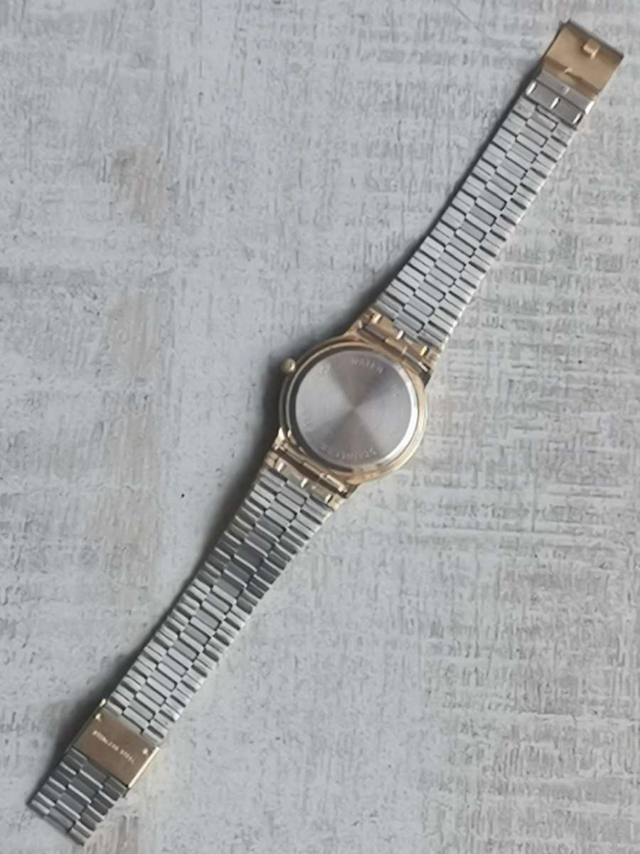 MENS VINTAGE LAURIER GOLD PLATED WATCH IN EXCELLENT WORKING CONDITION