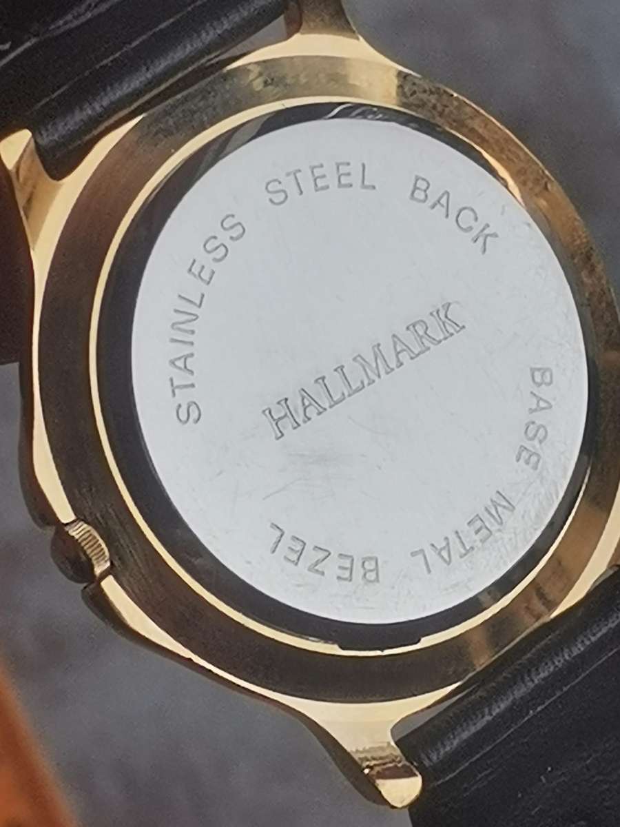 MENS VINTAGE SAFARI TROPHY WATCH IN EXCELLENT WORKING CONDITION