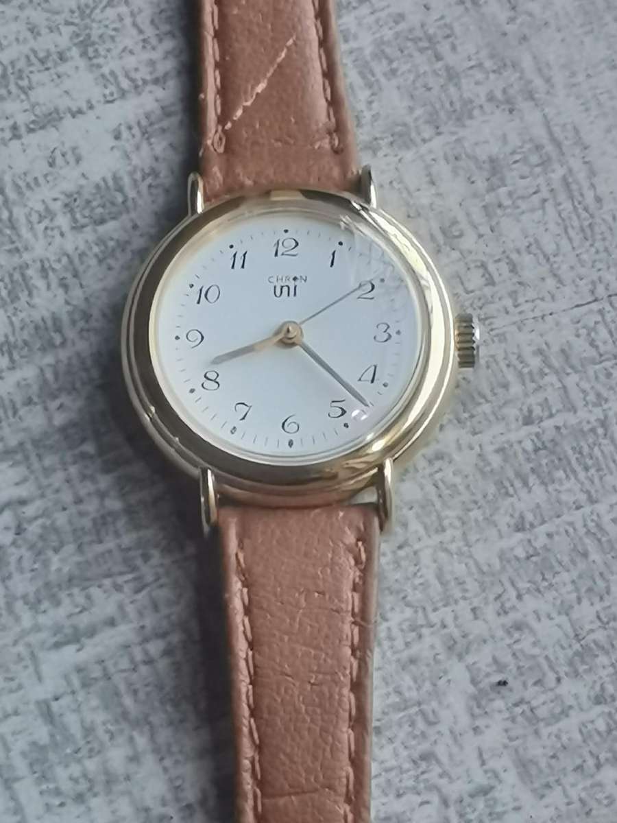 LADIES CHRON UTI GERMANY MECHANICAL HAND WINDING WATCH IN EXCELLENT WORKING CONDITION