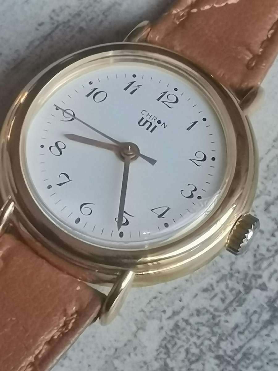 LADIES CHRON UTI GERMANY MECHANICAL HAND WINDING WATCH IN EXCELLENT WORKING CONDITION