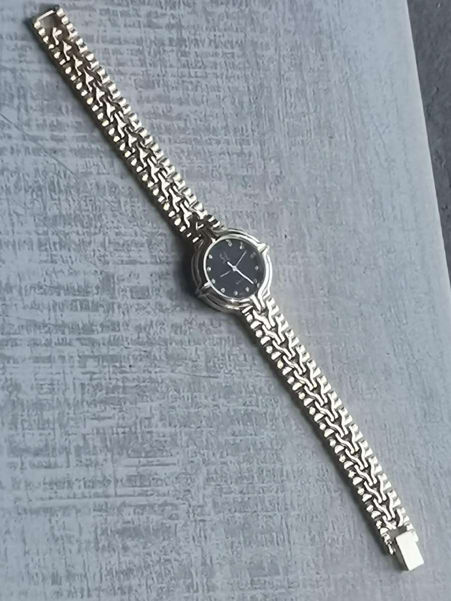 LADIES STL 18K GOLD PLATED WATCH IN EXCELLENT WORKING CONDITION