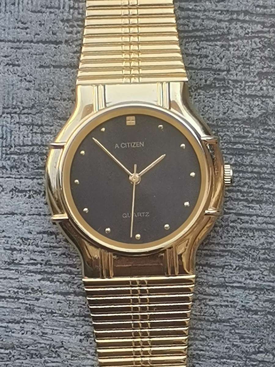 MENS VINTAGE ACITIZEN GOLD WATCH IN EXCELLENT WORKING CONDITION