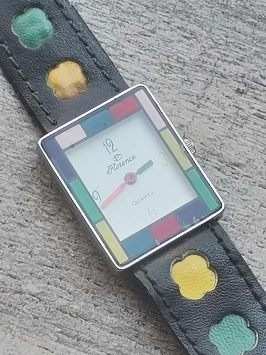 LADIES FLORENCE COLOURFUL WATCH IN EXCELLENT WORKING CONDITION