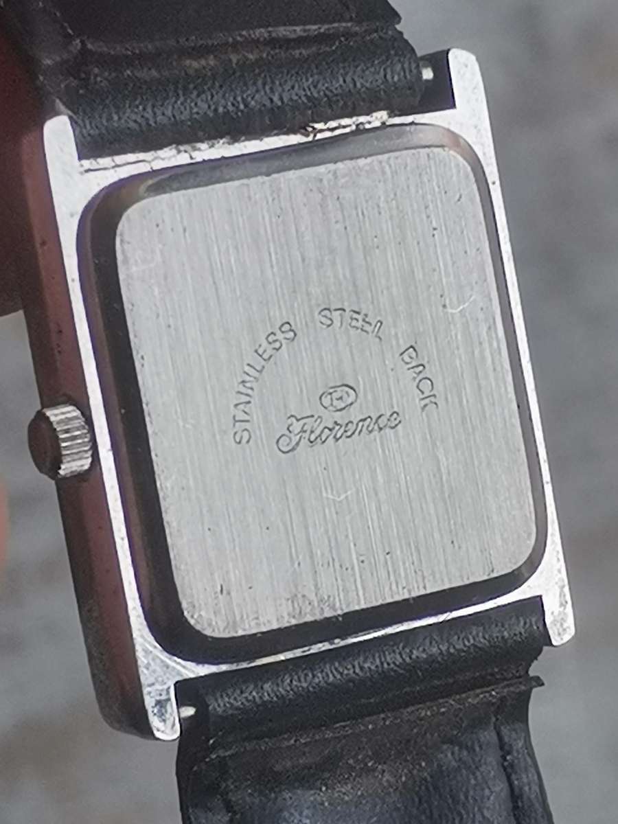 LADIES FLORENCE COLOURFUL WATCH IN EXCELLENT WORKING CONDITION