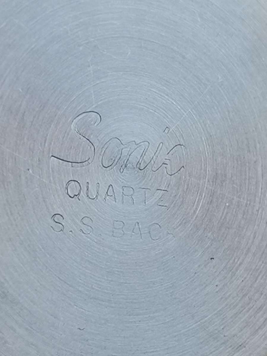 MENS VINTAGE SONIC GOLD PLATED WATCH IN EXCELLENT WORKING CONDITION