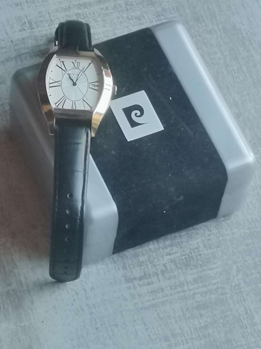 Pierre Cardin gold watch