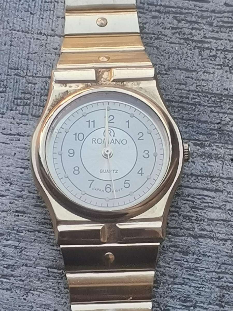 MENS VINTAGE ROMANO GOLD PLATED WATCH IN EXCELLENT WORKING CONDITION