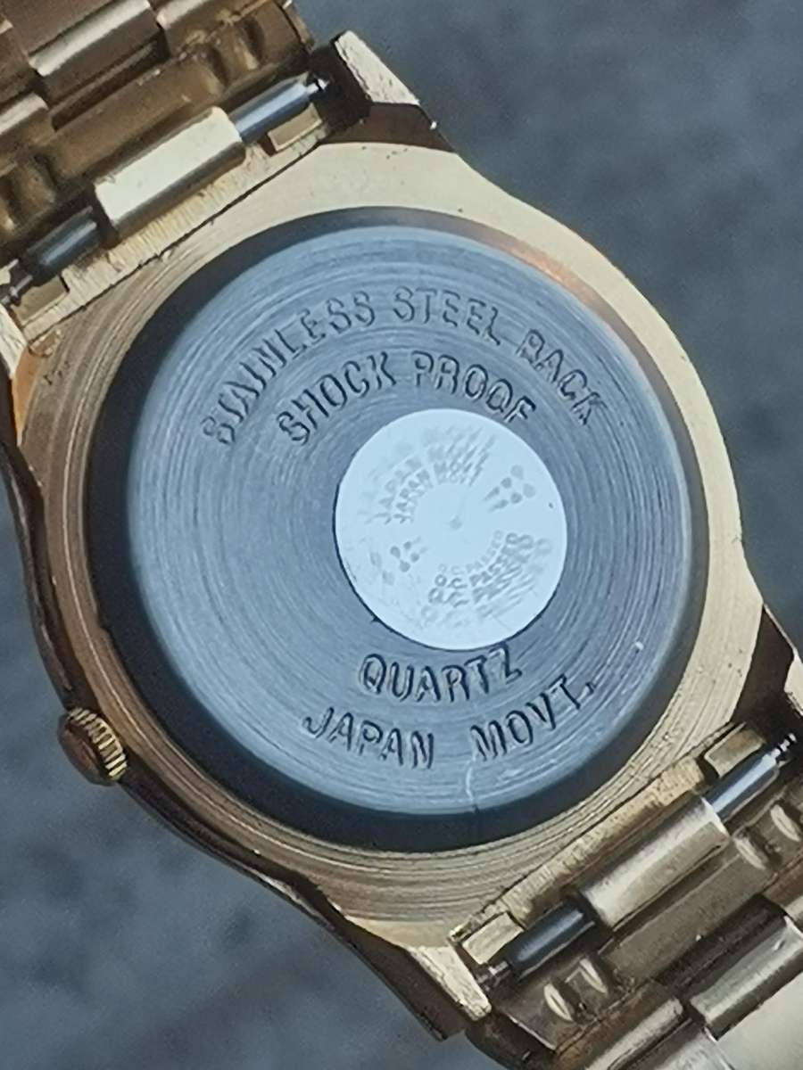 MENS VINTAGE ROMANO GOLD PLATED WATCH IN EXCELLENT WORKING CONDITION