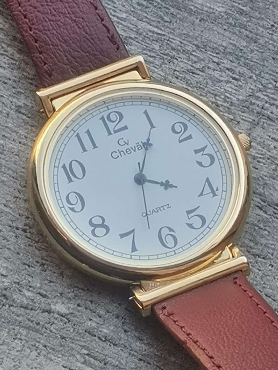 LADIES CHEVAL WATCH WITH HUGE 42MM DIAL IN EXCELLENT WORKING CONDITION