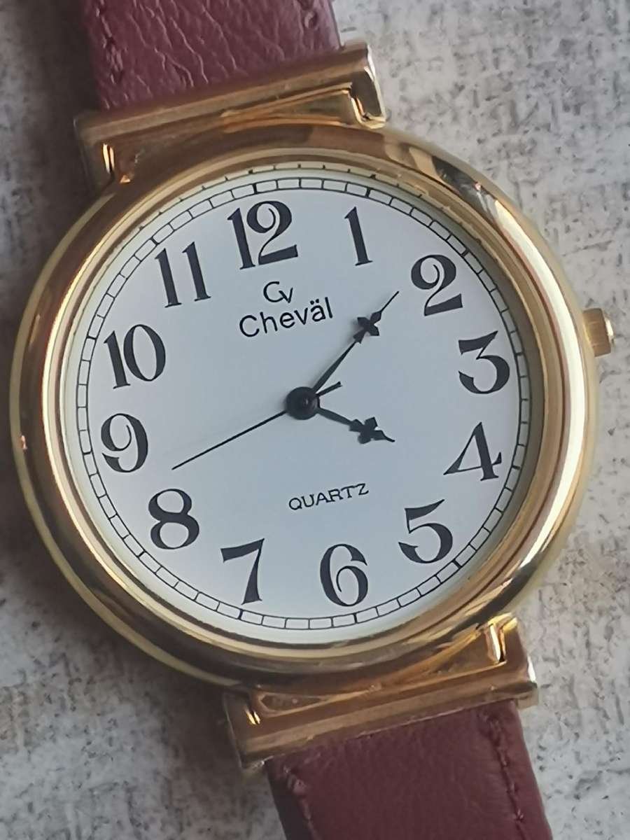 LADIES CHEVAL WATCH WITH HUGE 42MM DIAL IN EXCELLENT WORKING CONDITION
