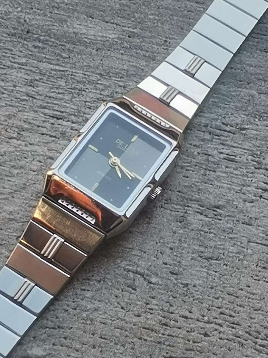 LADIES DE LUXE WATCH IN EXCELLENT WORKING CONDITION
