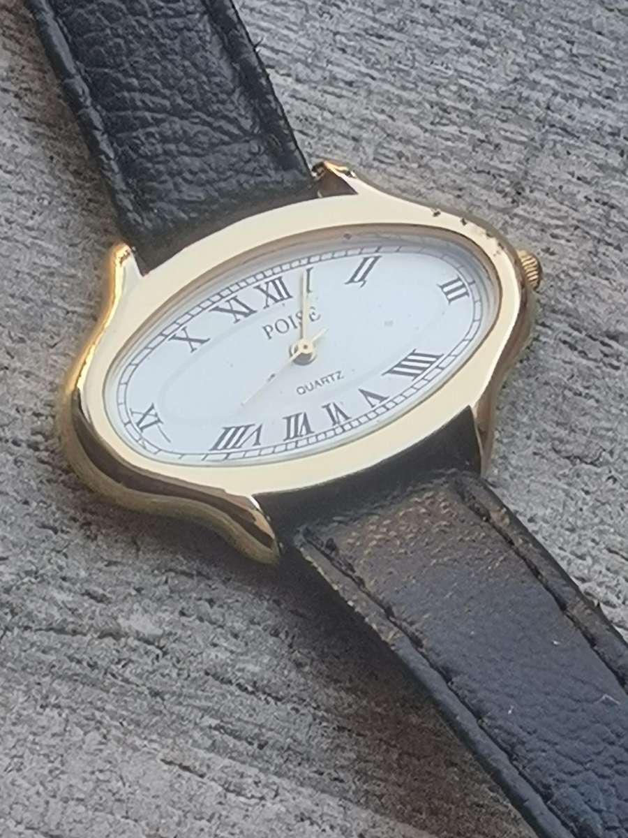 ELEGANT AND STYLISH LADIES POISE WATCH IN EXCELLENT WORKING CONDITION