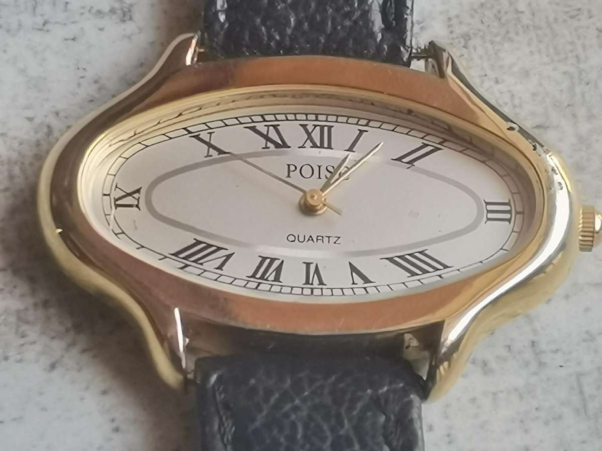 ELEGANT AND STYLISH LADIES POISE WATCH IN EXCELLENT WORKING CONDITION