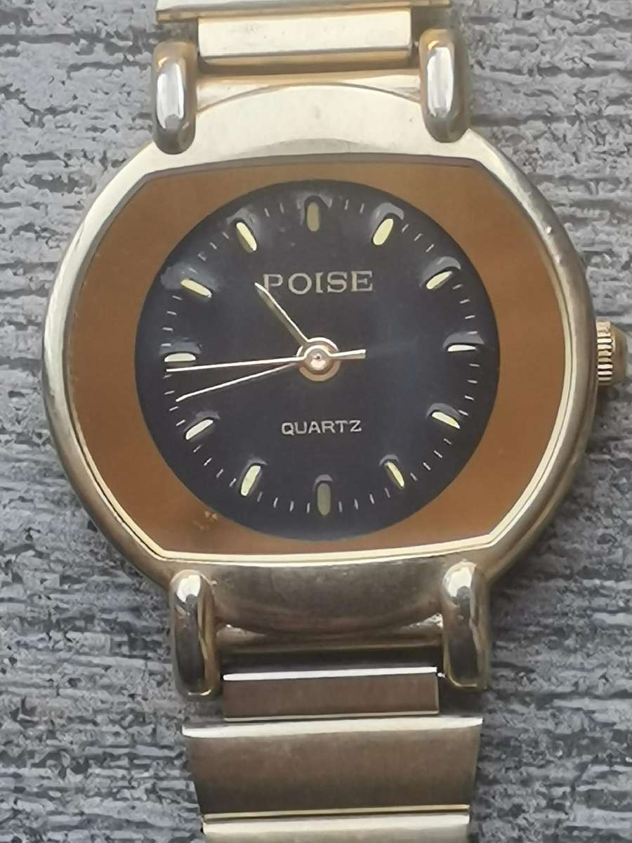 ELEGANT LADIES POISE GOLD WATCH IN EXCELLENT WORKING CONDITION
