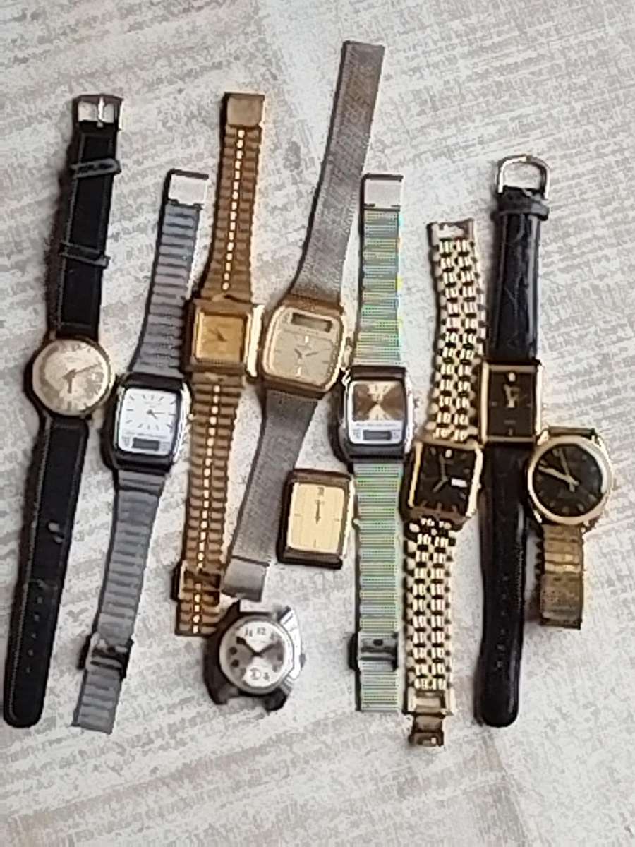 MENS VINTAGE WATCH COLLECTION FOR SPARES OR REPAIRS - BIDDING FOR ALL 10 WATCHES