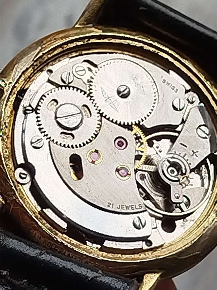 MENS VINTAGE WATCH COLLECTION FOR SPARES OR REPAIRS - BIDDING FOR ALL 10 WATCHES