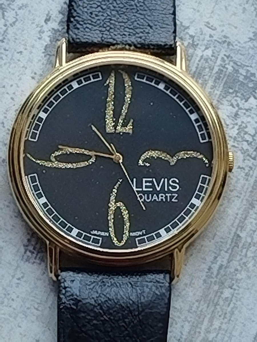 LADIES WATCH SET BOTH IN EXCELLENT WORKING CONDITION - BIDDING FOR BOTH WATCHES