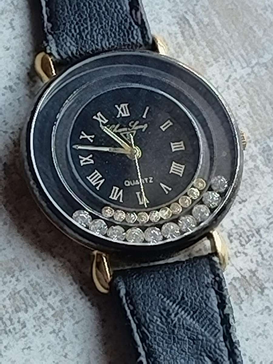 LADIES WATCH SET BOTH IN EXCELLENT WORKING CONDITION - BIDDING FOR BOTH WATCHES