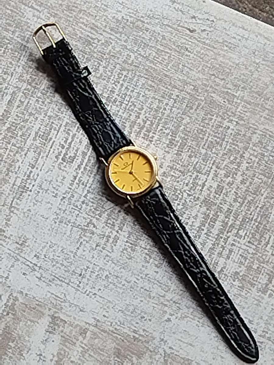 LADIES CHARLES DELON WATCH IN EXCELLENT WORKING CONDITION