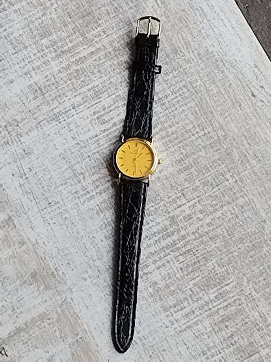 LADIES CHARLES DELON WATCH IN EXCELLENT WORKING CONDITION