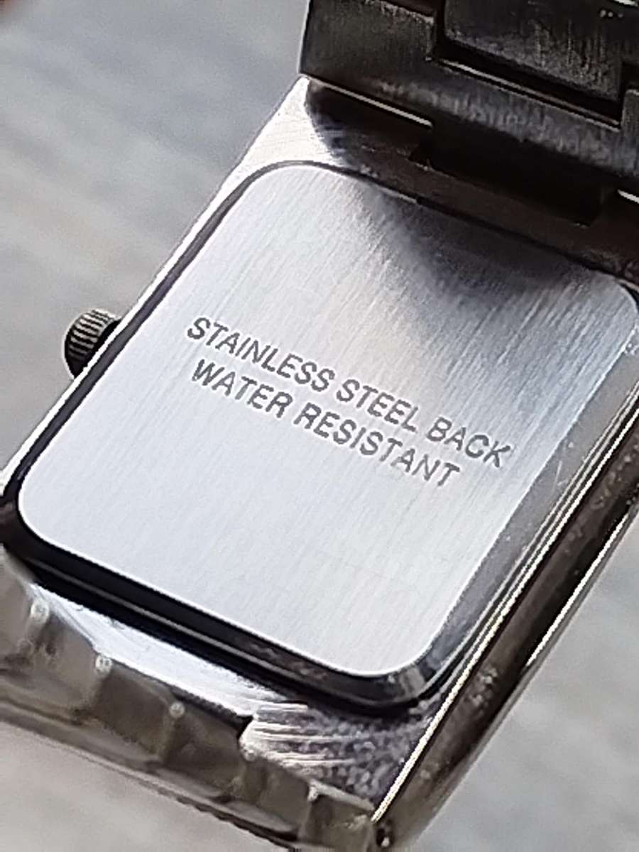 MENS SUNFISH 2 TONE WATCH IN EXCELLENT WORKING CONDITION