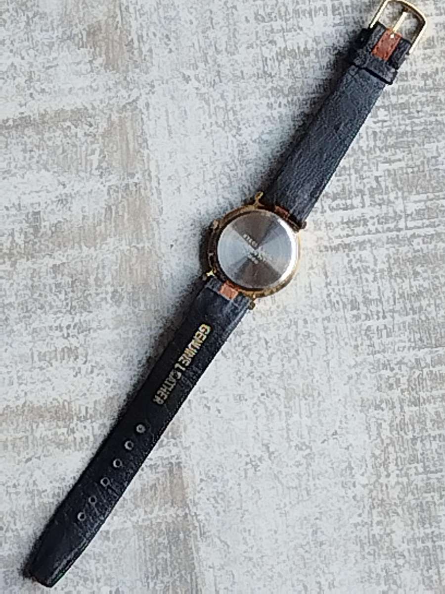 LADIES C.A.W. WATCH IN EXCELLENT WORKING CONDITION
